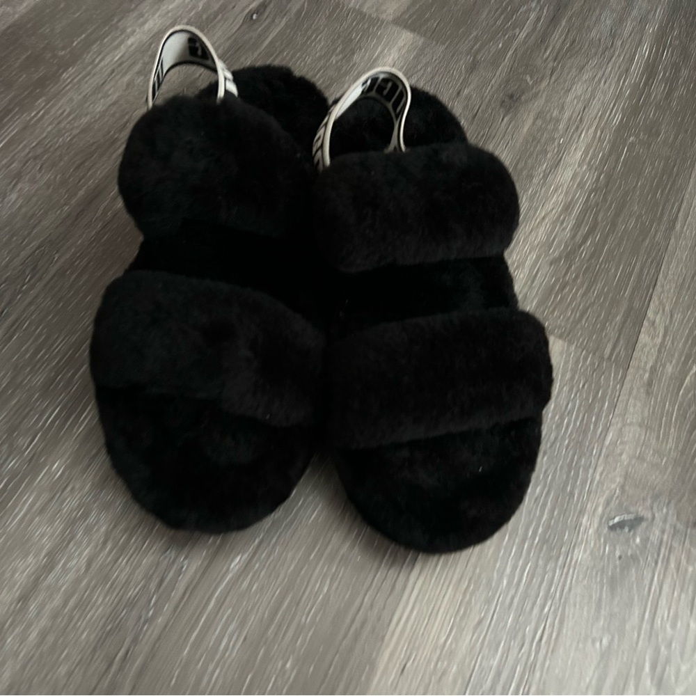 UGG Black Fluffy Sandals